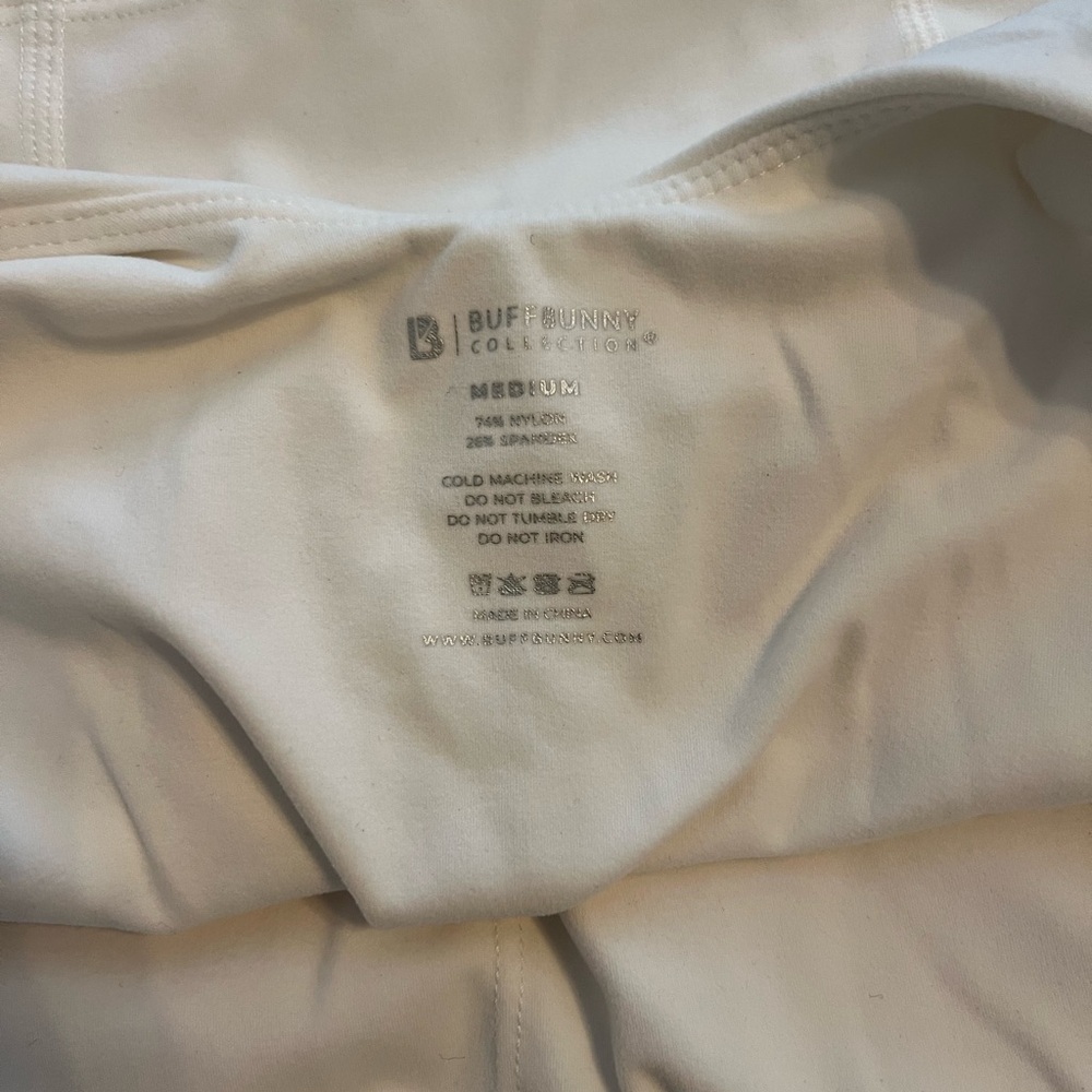 Buffbunny tank size M - Picture 3 of 3